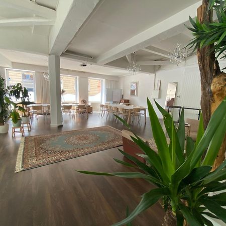 Superschoenes Studio Lunca 220Qm In Stuttgart West Exterior foto